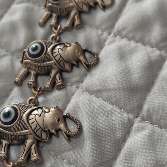 Amazing Evil Eye Religion Spirtiual Silver Hanging Decor w/ Elephants - Picture 3 of 6